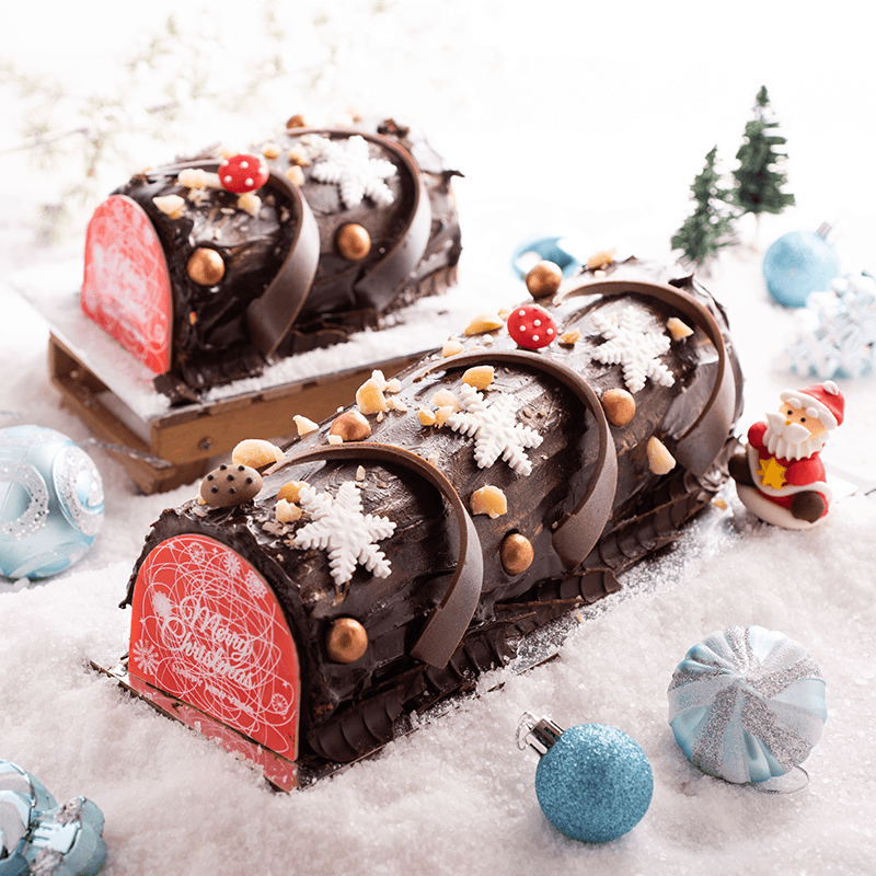 Crunchy Macadamia Chocolate Log Cake