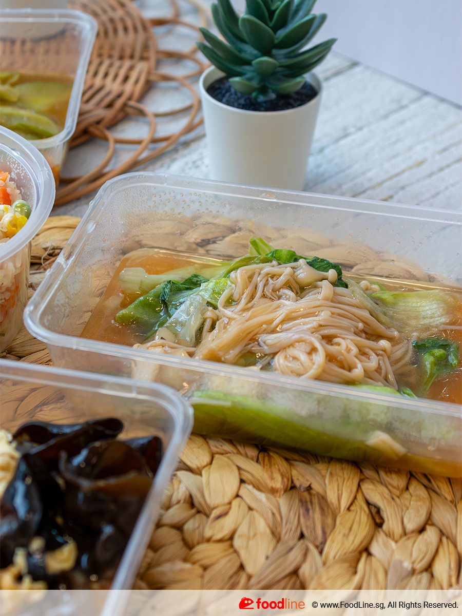 Enoki Mushrooms with Iceberg Lettuce