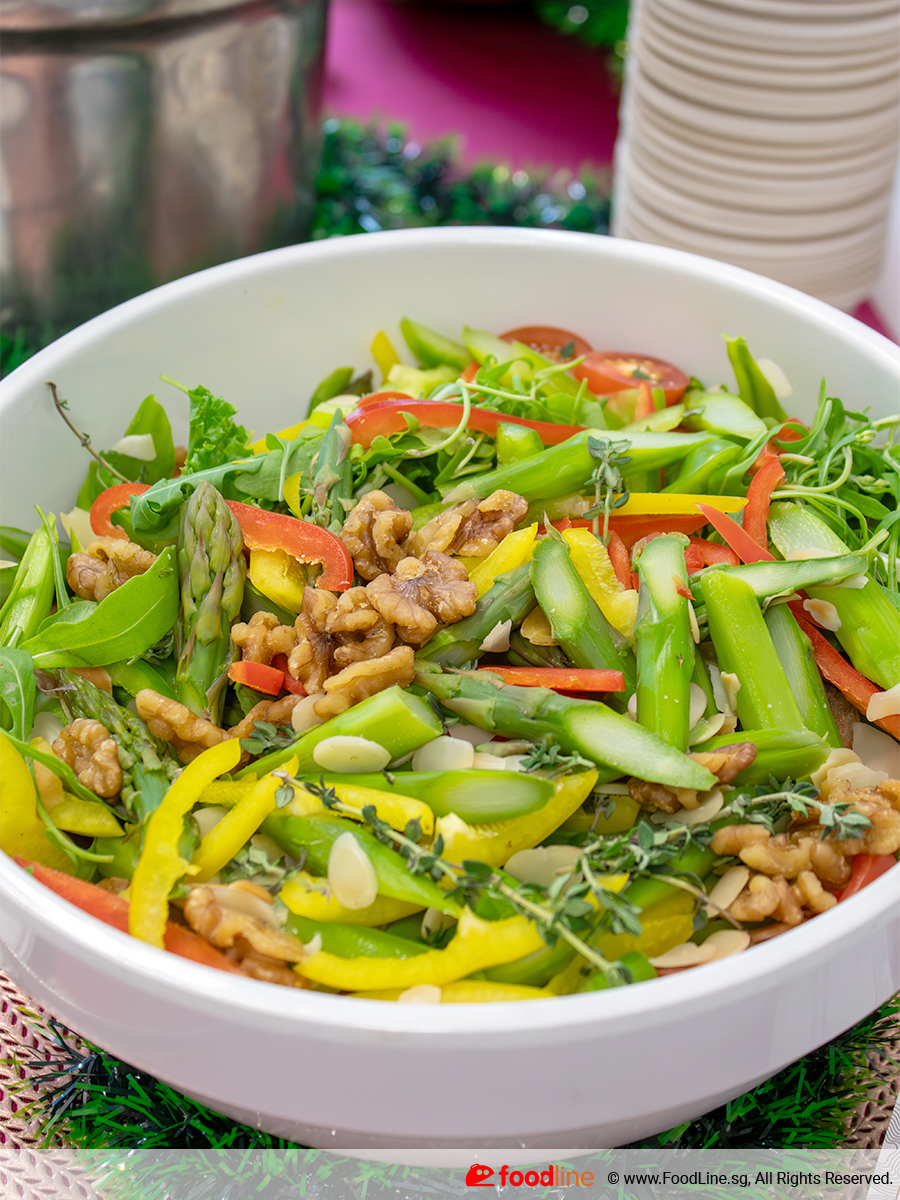 Asparagus & Haricot Salad with Dry Nuts & Mustard Dressing