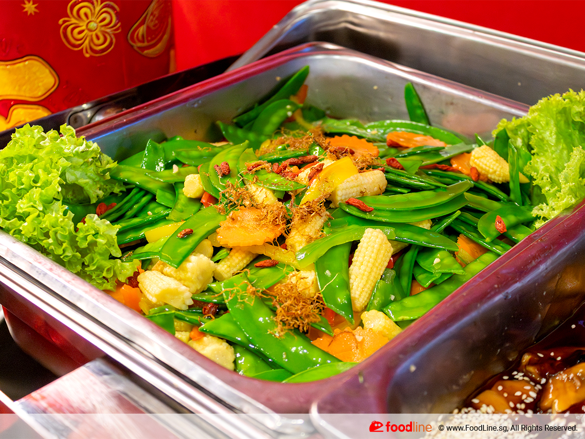 Lucky Fortune Stir-Fried Snow Peas & Carrots with Ginger (Vegan)