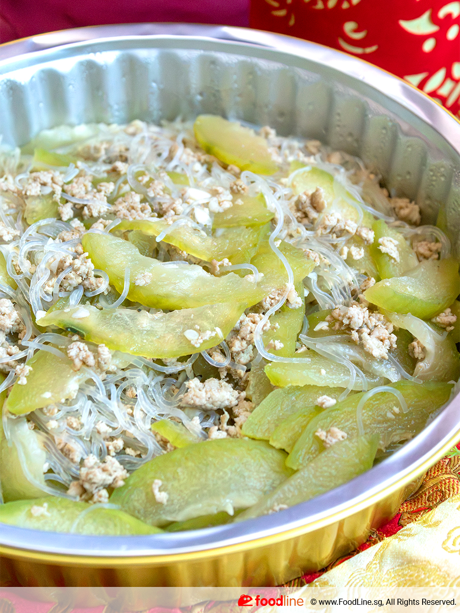 Braised Fuzzy Melon with Dried Shrimp & Glass Noodles (肉碎粉丝虾米节瓜)