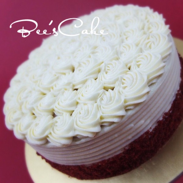 Red Velvet Cake At 59 00 Per Cake Bee S Cake