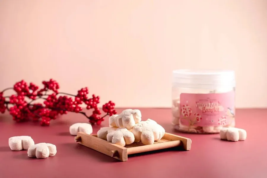CLASSIC] Nyonya Kueh Bangkit at $27.80 per Item | Butter Studio
