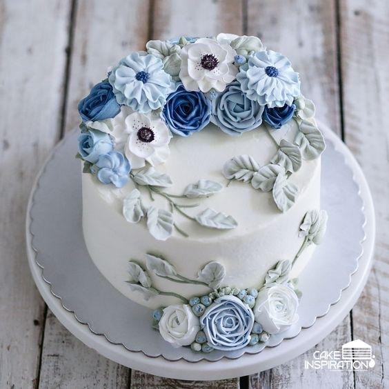 I made a flora cake inspired by this pillowcase   rcakedecorating