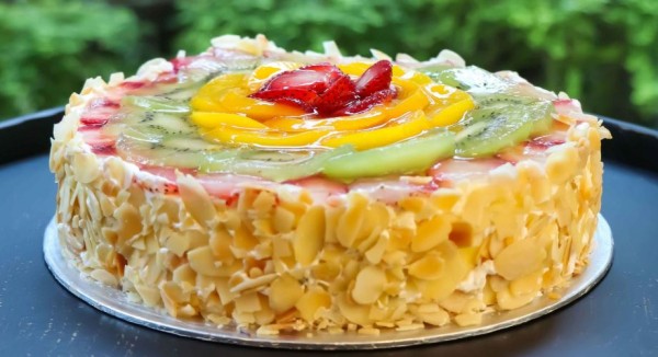 Fruit Flan At 3600 Per Cake Temptations Cakes - 