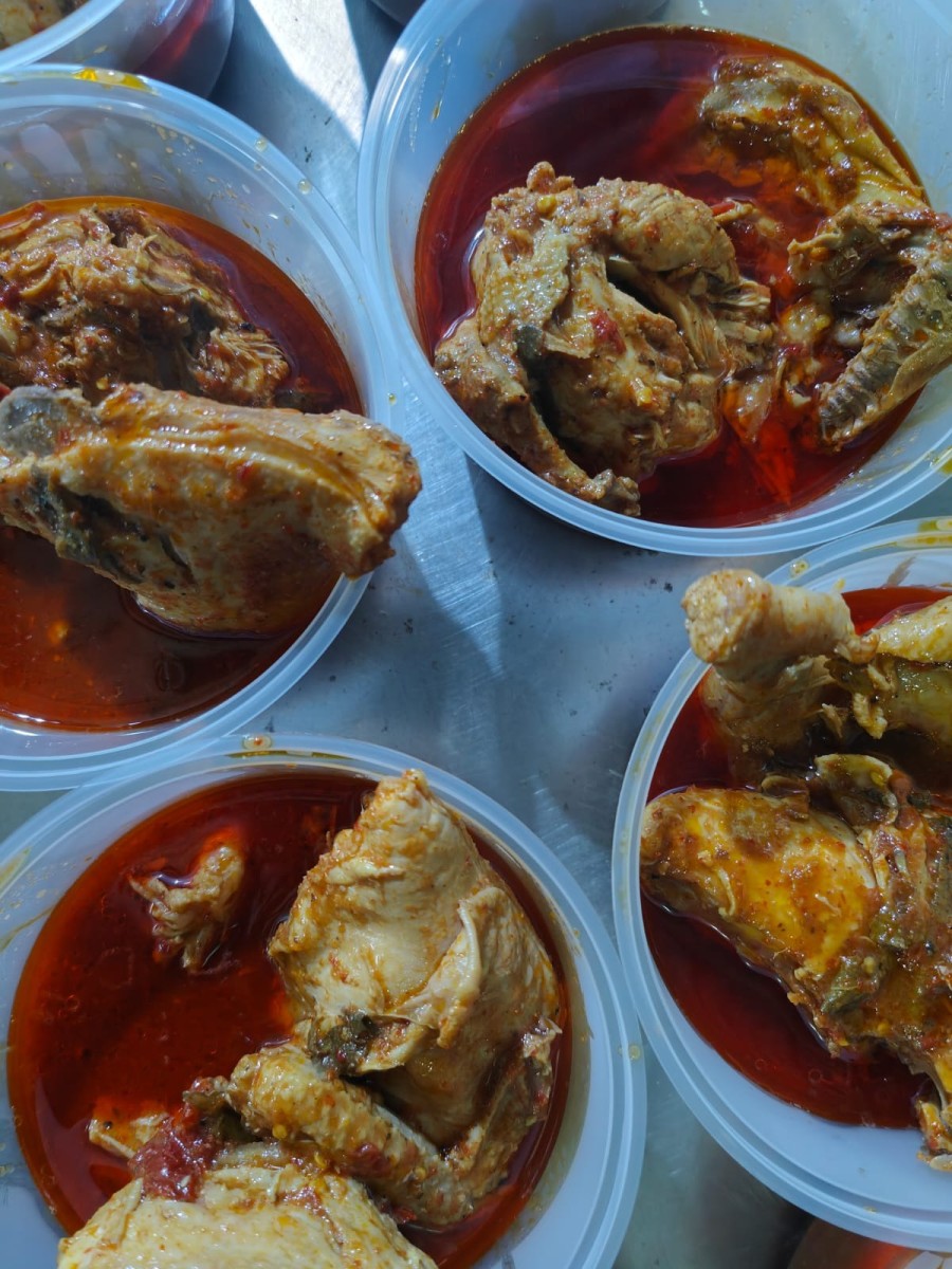 Warong Yam Catering Best Price Guaranteed at FoodLine.sg Tingkat