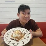 Authentic Review by Eddie Chiu