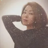 Authentic Review by Annie Lee