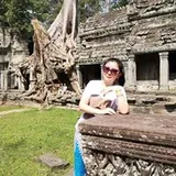 Authentic Review by Li Zhang