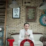 Authentic Review by Desmond Wong