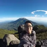 Authentic Review by Hong Wei Yap