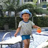 Authentic Review by Fan Rui