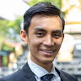 Authentic Review by Kevin Koay