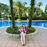 Authentic Review by VALERIE NG