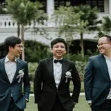 Authentic Review by Seth Yeak