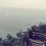 Authentic Review by huitiing