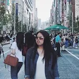 Authentic Review by Veronica Fong