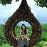 Authentic Review by Laura Ng