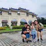 Authentic Review by Chia Wen Lee