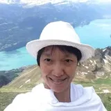 Authentic Review by Tracey Ho