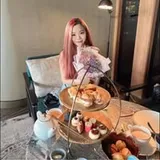 Authentic Review by Kayleen Lee